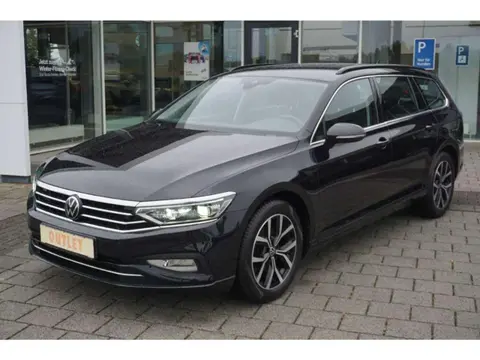 Used VOLKSWAGEN PASSAT Petrol 2020 Ad 