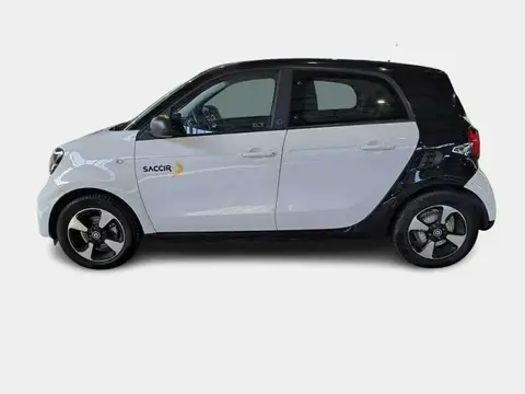 Used SMART FORFOUR Electric 2021 Ad 