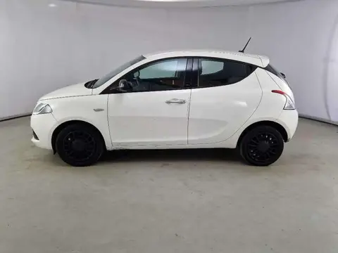 Used LANCIA YPSILON Hybrid 2022 Ad 