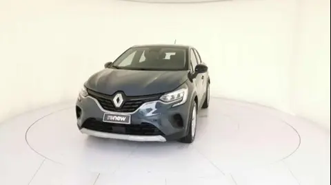 Used RENAULT CAPTUR Hybrid 2022 Ad 