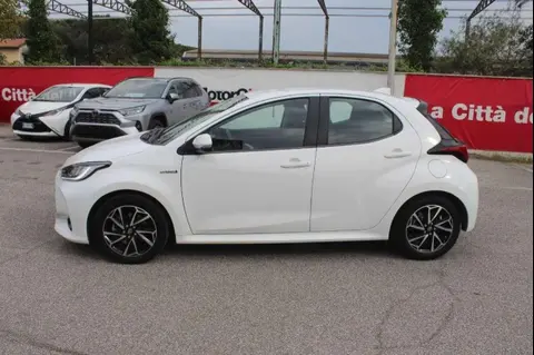 Used TOYOTA YARIS Hybrid 2021 Ad 