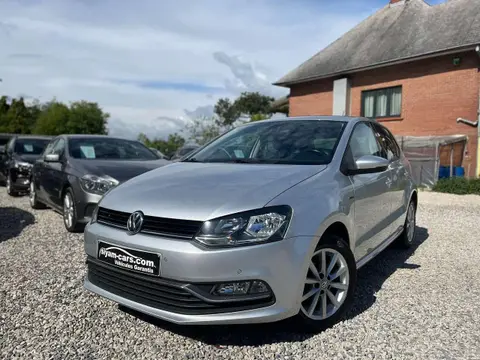 Used VOLKSWAGEN POLO Petrol 2015 Ad Belgium