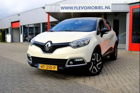 Used RENAULT CAPTUR Petrol 2016 Ad 