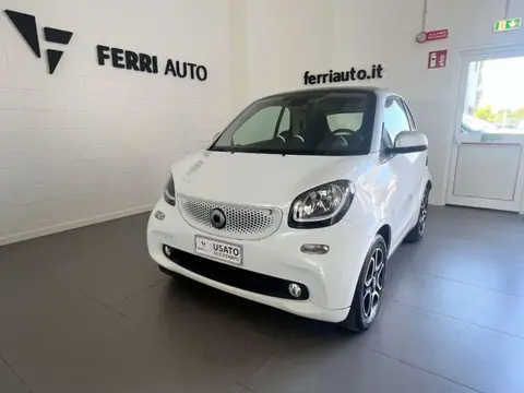 Annonce SMART FORTWO Essence 2015 d'occasion 