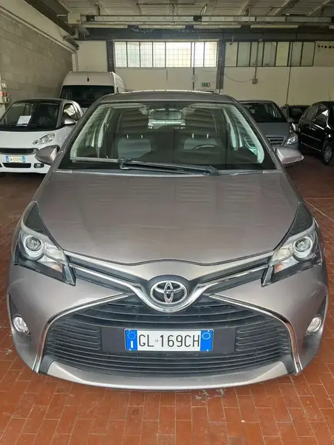 Used TOYOTA YARIS Petrol 2015 Ad 