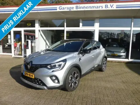 Used RENAULT CAPTUR Hybrid 2021 Ad 