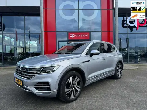 Used VOLKSWAGEN TOUAREG Hybrid 2020 Ad 