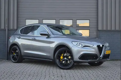 Annonce ALFA ROMEO STELVIO Essence 2017 d'occasion 