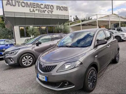 Used LANCIA YPSILON Hybrid 2024 Ad 