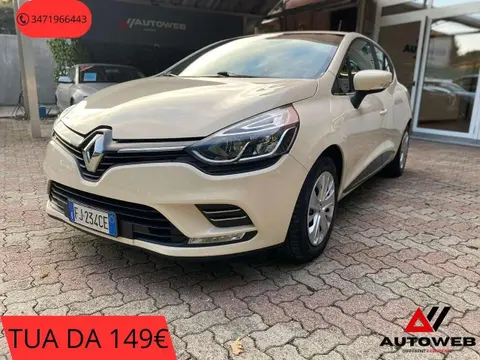 Used RENAULT CLIO Diesel 2017 Ad 