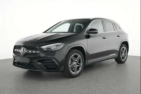 Used MERCEDES-BENZ CLASSE GLA Hybrid 2023 Ad 