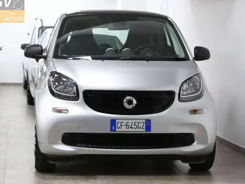 Annonce SMART FORTWO Essence 2018 d'occasion 