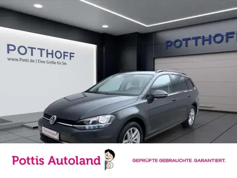 Used VOLKSWAGEN GOLF Petrol 2020 Ad 