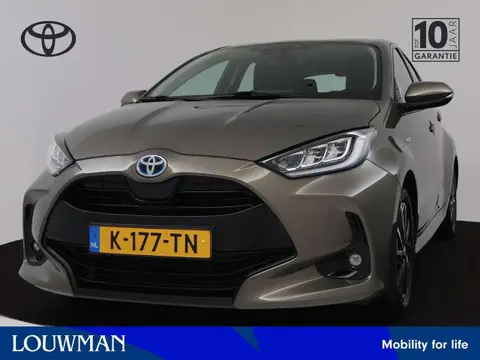 Used TOYOTA YARIS Hybrid 2021 Ad 