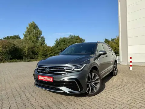 Used VOLKSWAGEN TIGUAN Petrol 2022 Ad 