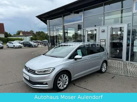 Used VOLKSWAGEN TOURAN Petrol 2017 Ad 