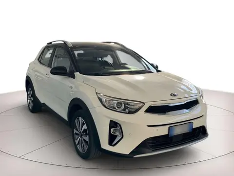 Annonce KIA STONIC Hybride 2021 d'occasion 