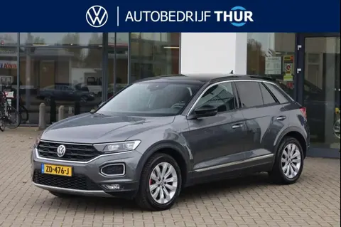 Annonce VOLKSWAGEN T-ROC Essence 2018 d'occasion 