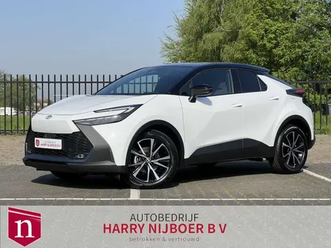 Used TOYOTA C-HR Hybrid 2024 Ad 