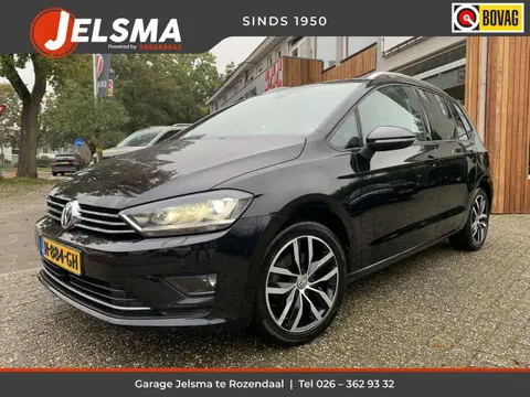 Used VOLKSWAGEN GOLF Petrol 2017 Ad 