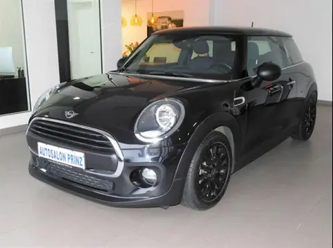 Used MINI ONE Petrol 2019 Ad 