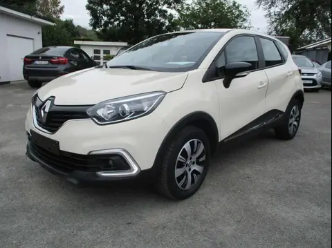 Used RENAULT CAPTUR Petrol 2017 Ad 