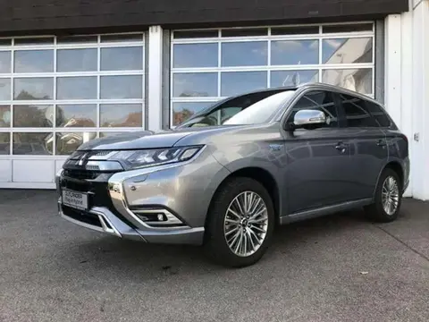 Used MITSUBISHI OUTLANDER Hybrid 2020 Ad 