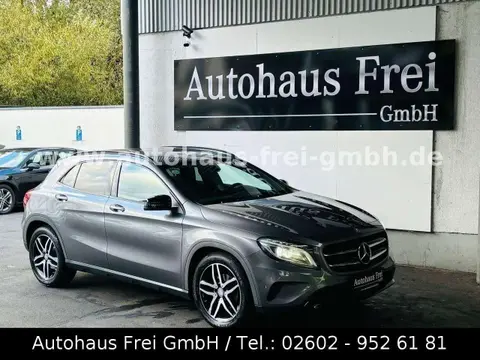 Annonce MERCEDES-BENZ CLASSE GLA Essence 2015 d'occasion 