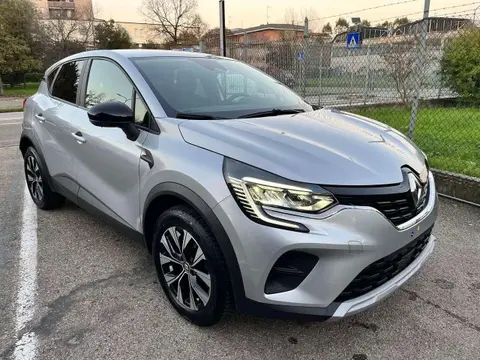 Used RENAULT CAPTUR LPG 2022 Ad 