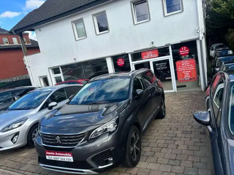 Used PEUGEOT 5008 Petrol 2018 Ad 