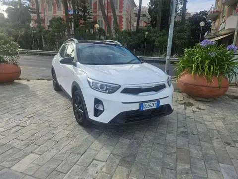 Annonce KIA STONIC Diesel 2020 d'occasion 