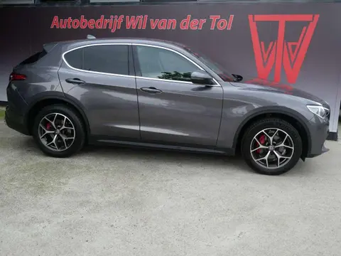 Annonce ALFA ROMEO STELVIO Essence 2018 d'occasion 