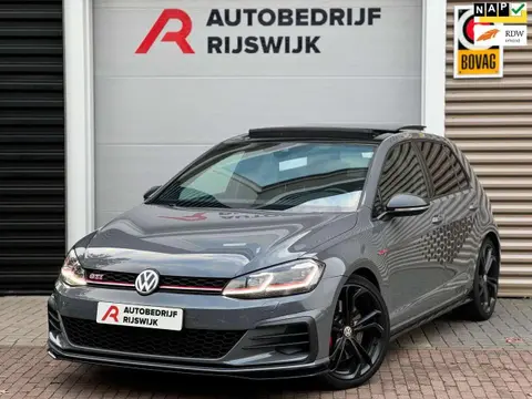 Used VOLKSWAGEN GOLF Petrol 2019 Ad 