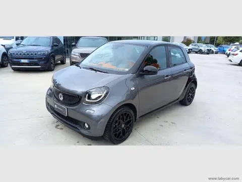 Annonce SMART FORFOUR Essence 2015 d'occasion 