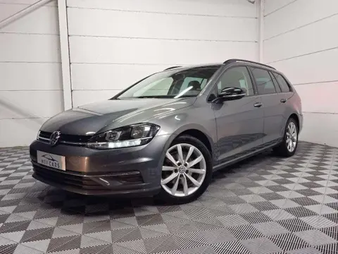 Used VOLKSWAGEN GOLF Diesel 2019 Ad Belgium