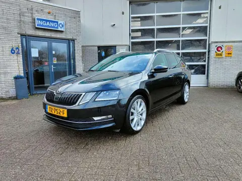 Used SKODA OCTAVIA Petrol 2018 Ad 