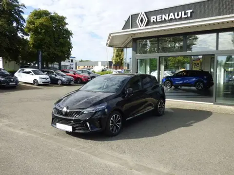 Used RENAULT CLIO Petrol 2024 Ad 