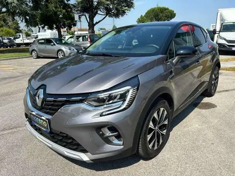 Annonce RENAULT CAPTUR Hybride 2023 d'occasion 