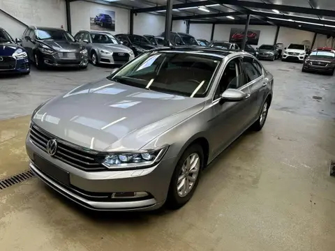 Used VOLKSWAGEN PASSAT Diesel 2018 Ad Belgium