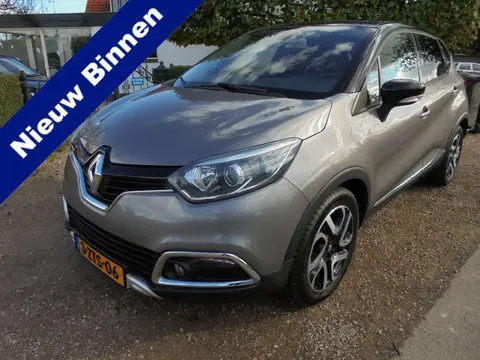 Annonce RENAULT CAPTUR Essence 2015 d'occasion 