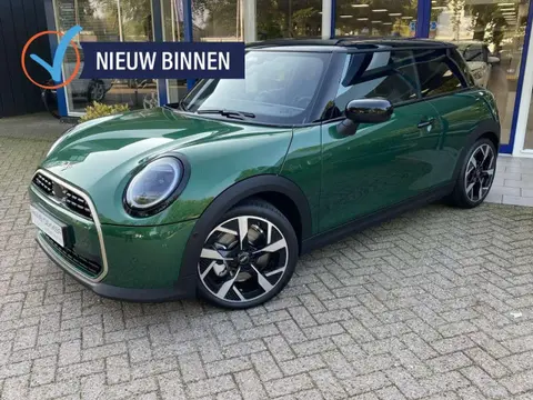 Used MINI COOPER Petrol 2024 Ad 