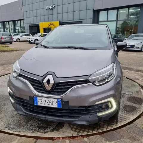 Annonce RENAULT CAPTUR Essence 2019 d'occasion 