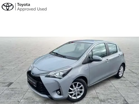 Used TOYOTA YARIS Hybrid 2019 Ad 