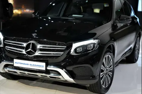 Used MERCEDES-BENZ CLASSE GLC Petrol 2018 Ad 