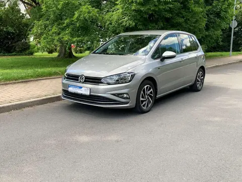 Used VOLKSWAGEN GOLF Petrol 2018 Ad 