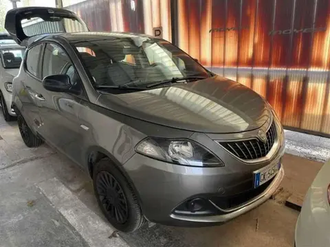 Used LANCIA YPSILON Hybrid 2022 Ad 