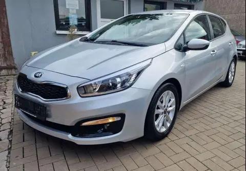 Used KIA CEED Petrol 2017 Ad 