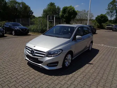 Used MERCEDES-BENZ CLASSE B Petrol 2017 Ad 