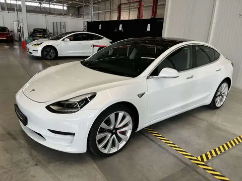 Used TESLA MODEL 3 Electric 2019 Ad 