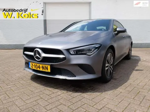 Used MERCEDES-BENZ CLASSE CLA Hybrid 2021 Ad 